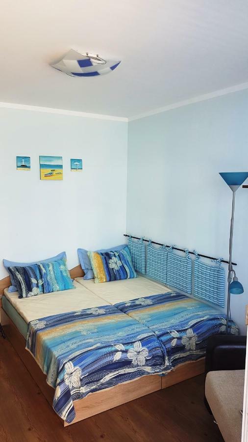 Blue Bay Sea View Apartment Pomorie Exterior photo